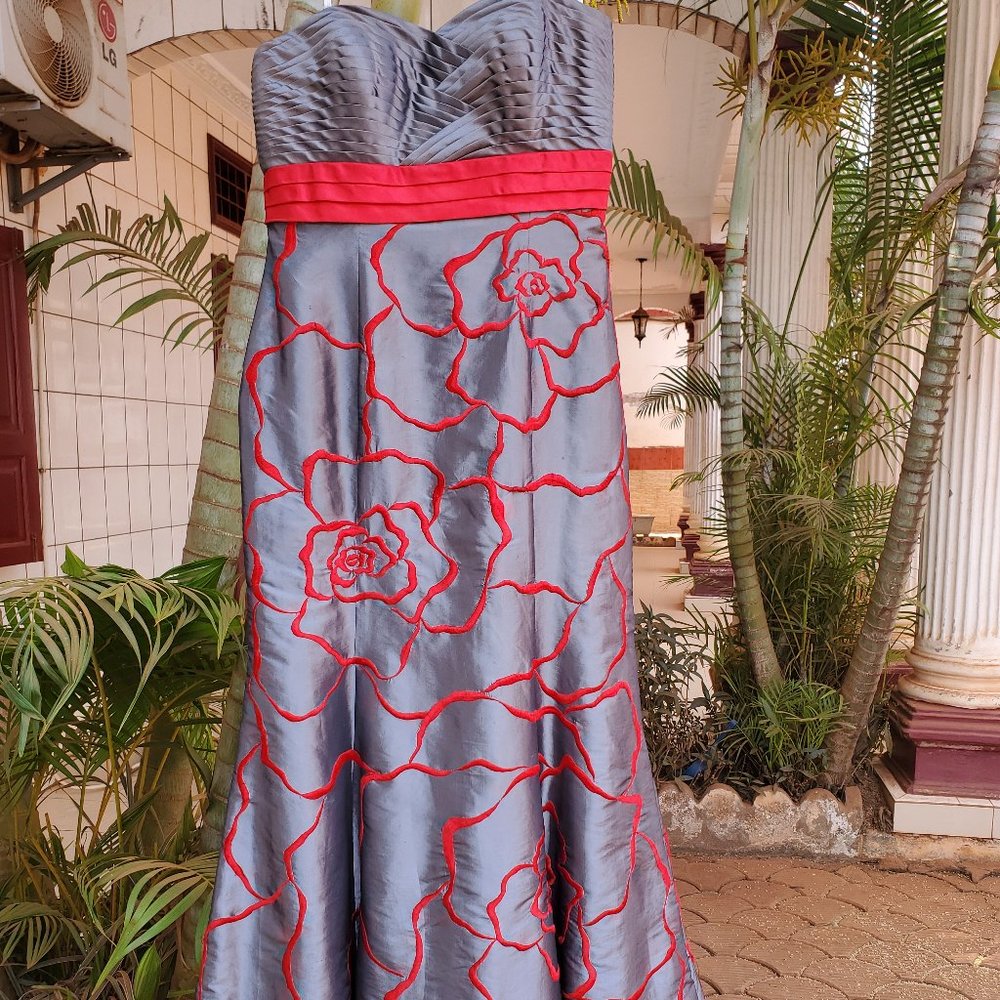 Elegant Blush Pink Pleated V-Neck Formal Gown | Spaghetti Strap Nude Maxi Dress